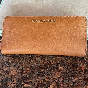 Michael Kiors large wallet